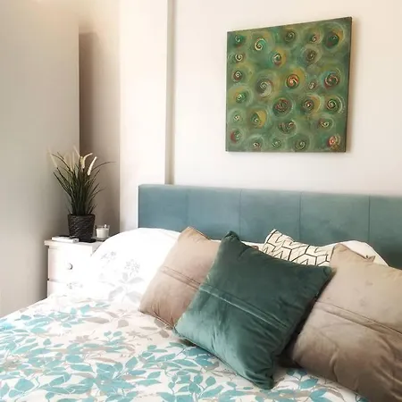 Apartament Emerald Mini Suite:your Deluxe In Kalamaria Saloniki